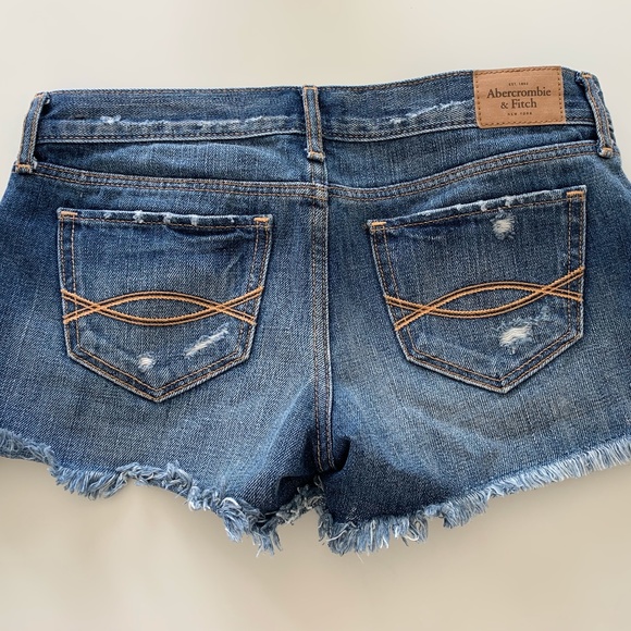 Abercrombie & Fitch Jean shorts - Picture 2 of 3
